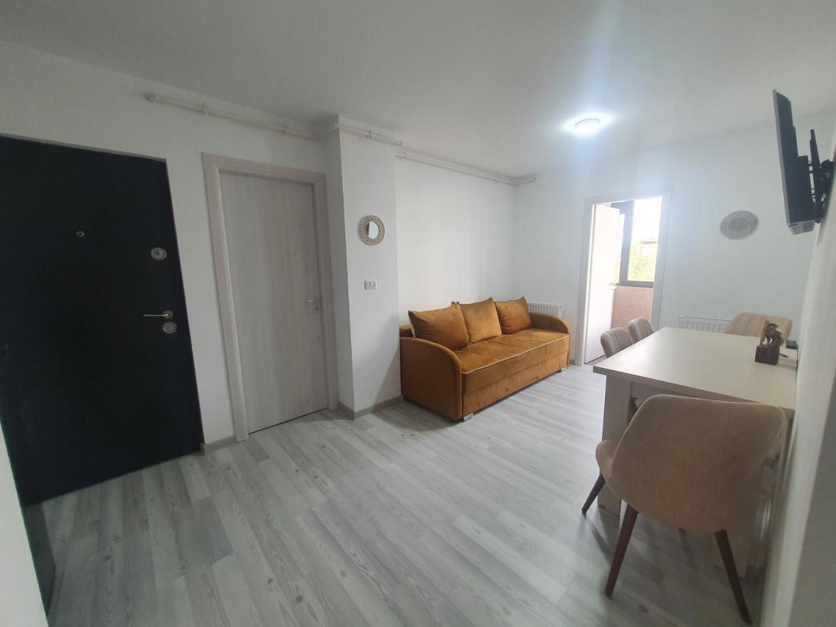 Apartament Nicole Curtea de Argeş Exterior foto