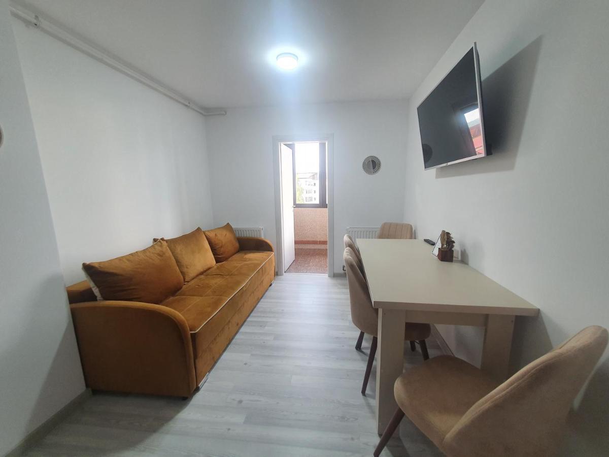 Apartament Nicole Curtea de Argeş Exterior foto